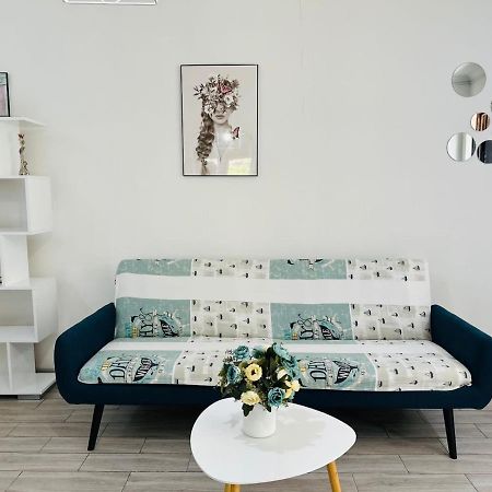 Sweet Apartment In Kutaisi Dış mekan fotoğraf