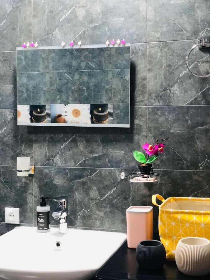 Sweet Apartment In Kutaisi Dış mekan fotoğraf