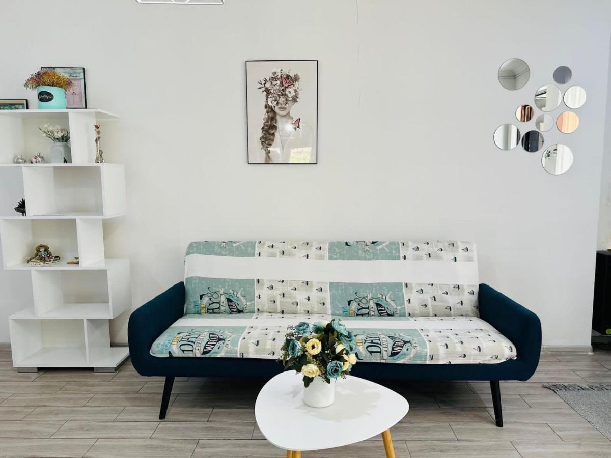 Sweet Apartment In Kutaisi Dış mekan fotoğraf