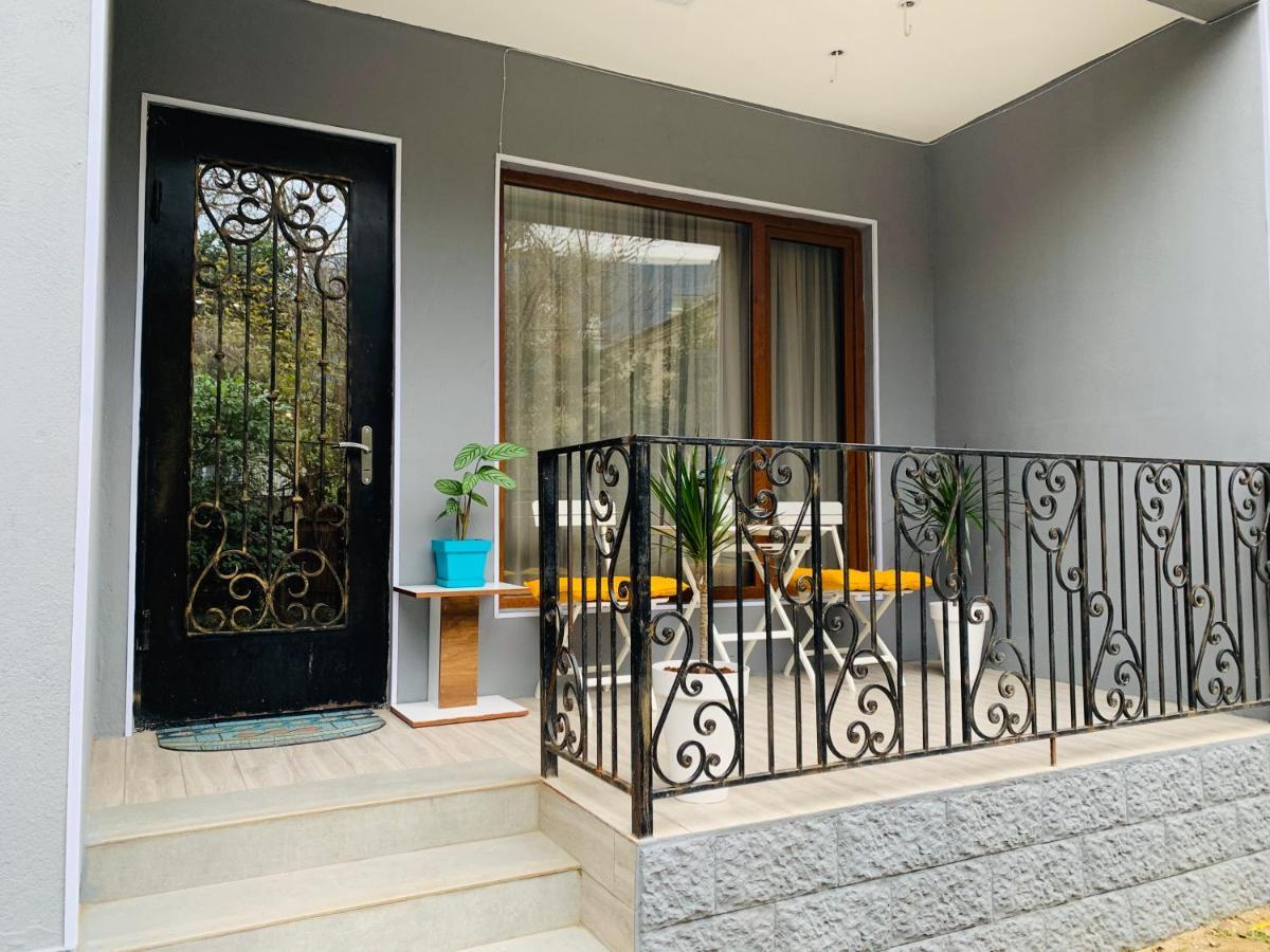 Sweet Apartment In Kutaisi Dış mekan fotoğraf