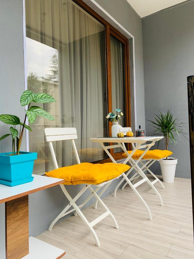 Sweet Apartment In Kutaisi Dış mekan fotoğraf