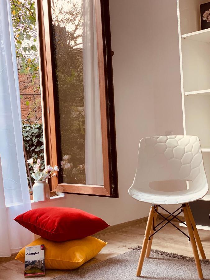 Sweet Apartment In Kutaisi Dış mekan fotoğraf