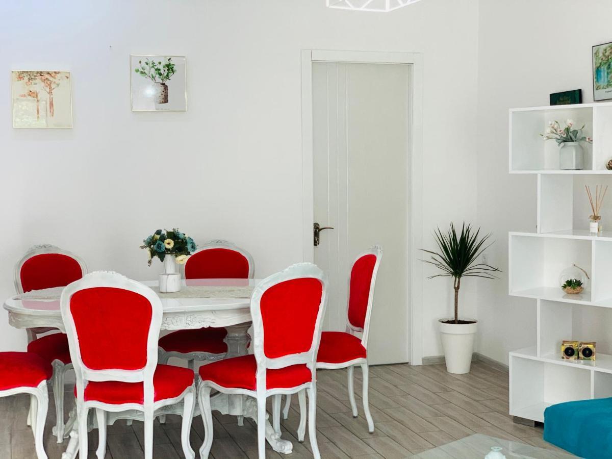 Sweet Apartment In Kutaisi Dış mekan fotoğraf